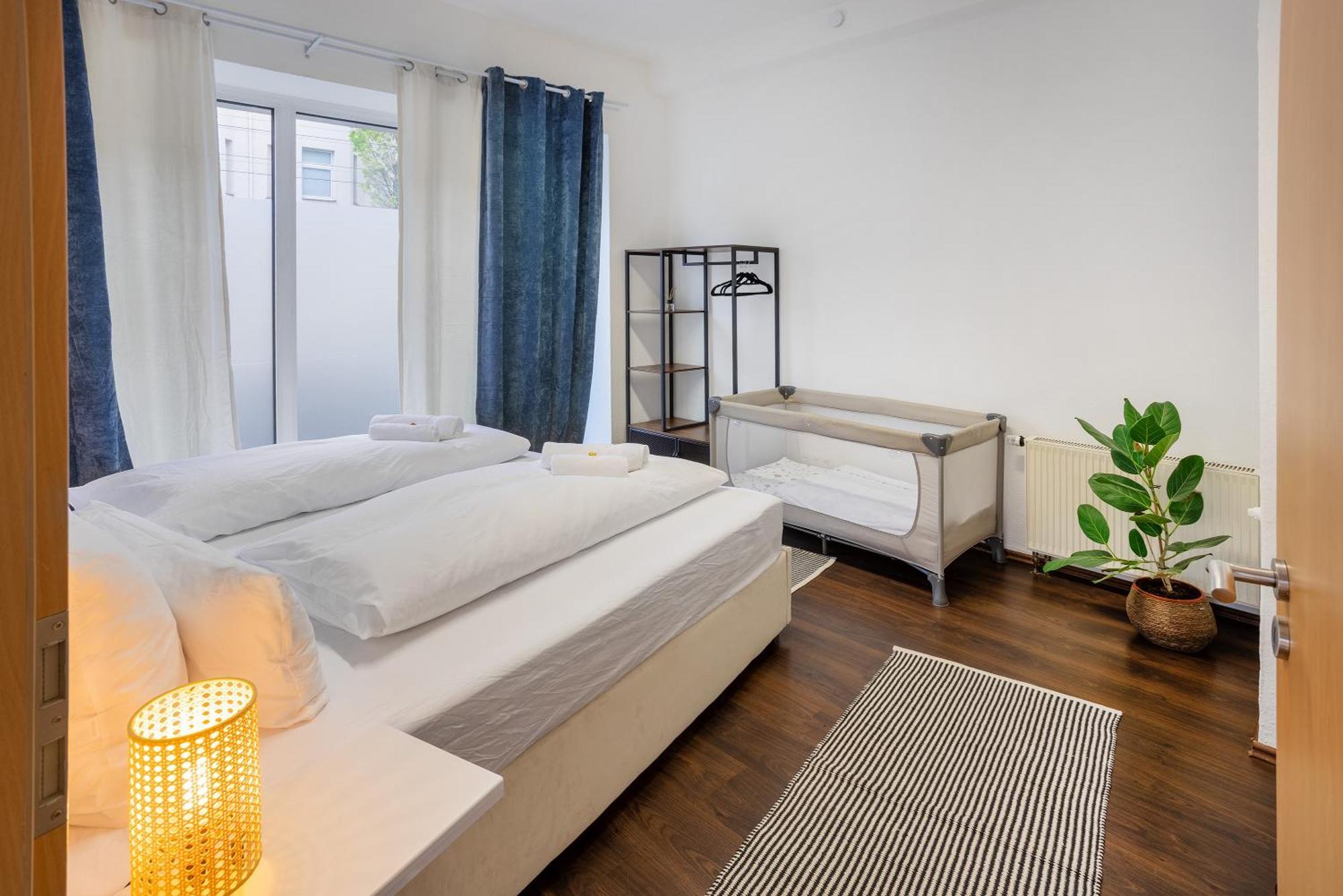 Ruhrapartments #Naehe A40 #Zentral #Fastwifi #Perfekt Fuer Familien Und Geschaeftsreisen 보훔 외부 사진